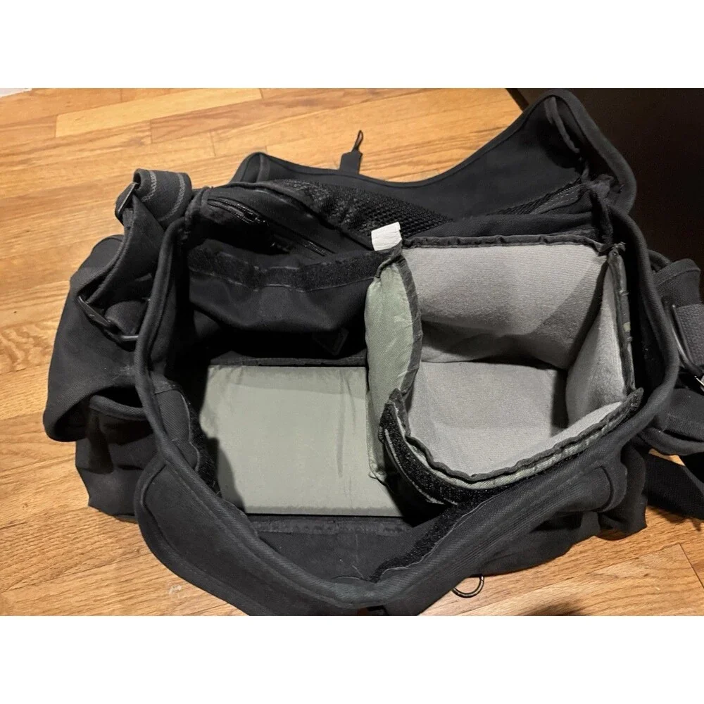 Domke F‑1X Classic Series “Little Bit Bigger” Black Canvas Shoulder Camera Bag